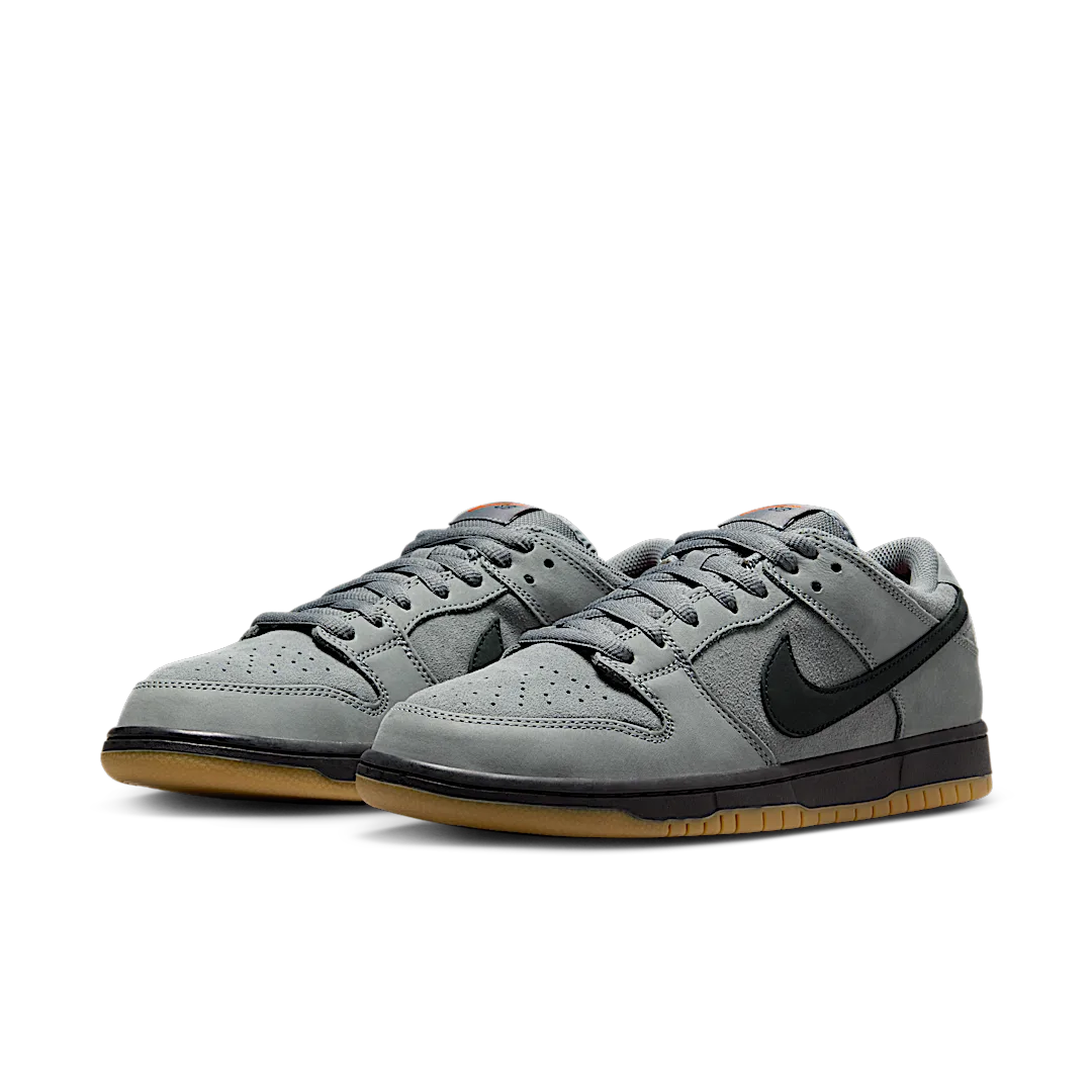 Overkicks - Nike SB Dunk Low Pro Cool Grey (FJ1674-002) - vista trasera