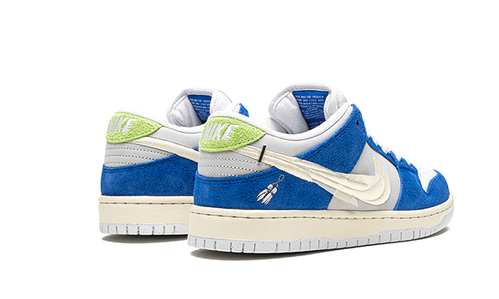 Overkicks - Nike SB Dunk Low Pro Fly Streetwear Gardenia (DQ5130-400) - par completo