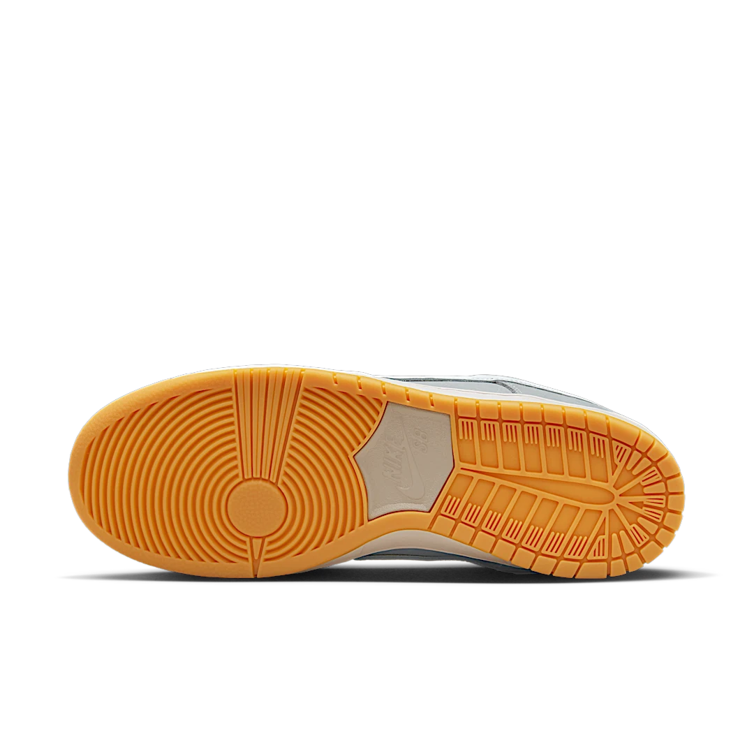 Overkicks - Nike SB Dunk Low Pro ISO Orange Label Wolf Grey Gum (DV5464-001) - detalle suela