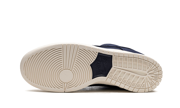 Overkicks - Nike SB Dunk Low Pro PRM 90s Backpack (DX6775-400) - detalle suela