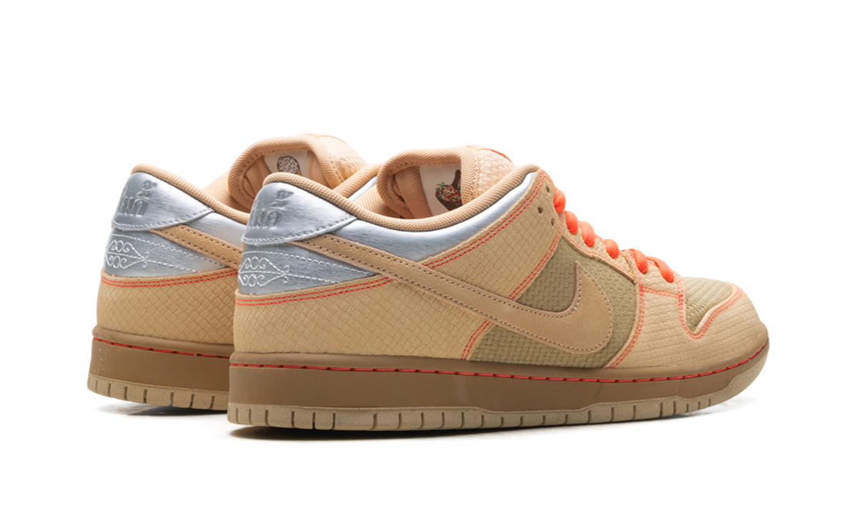 Overkicks - Nike SB Dunk Low Pro Som Tum (IB6206-701) - par completo
