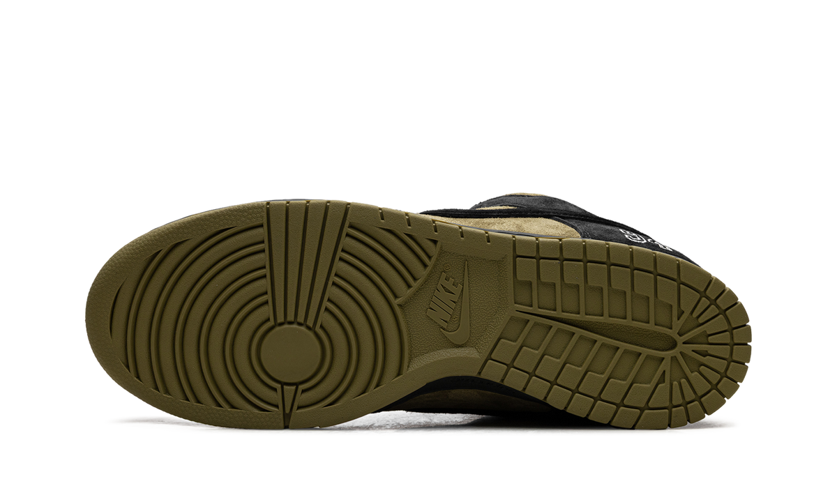 Overkicks - Nike SB Dunk Low Supreme 94 Camper Green (HQ8487-300) - vista superior