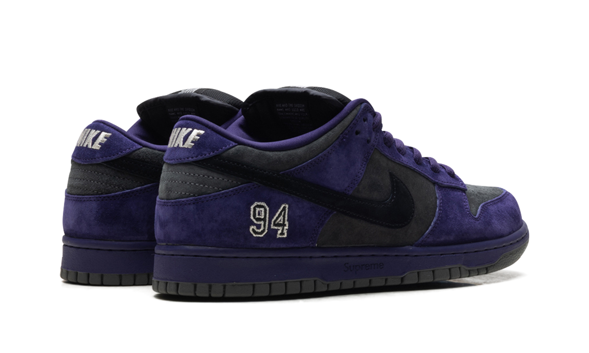 Overkicks - Nike SB Dunk Low Supreme 94 Ink (HQ8487-500) - par completo