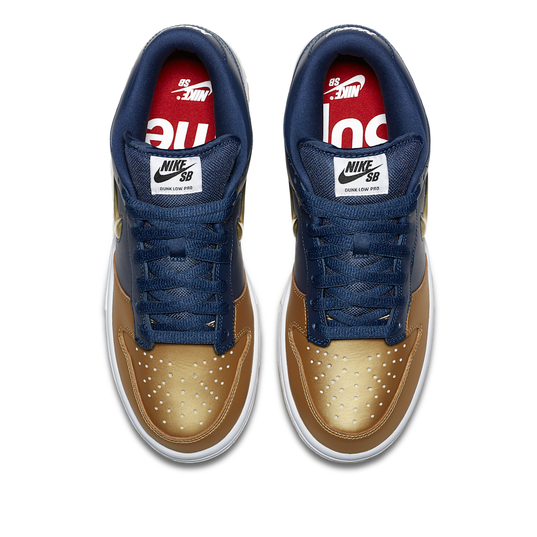 Overkicks - Nike SB Dunk Low Supreme Jewel Swoosh Gold (CK3480-700) - par completo