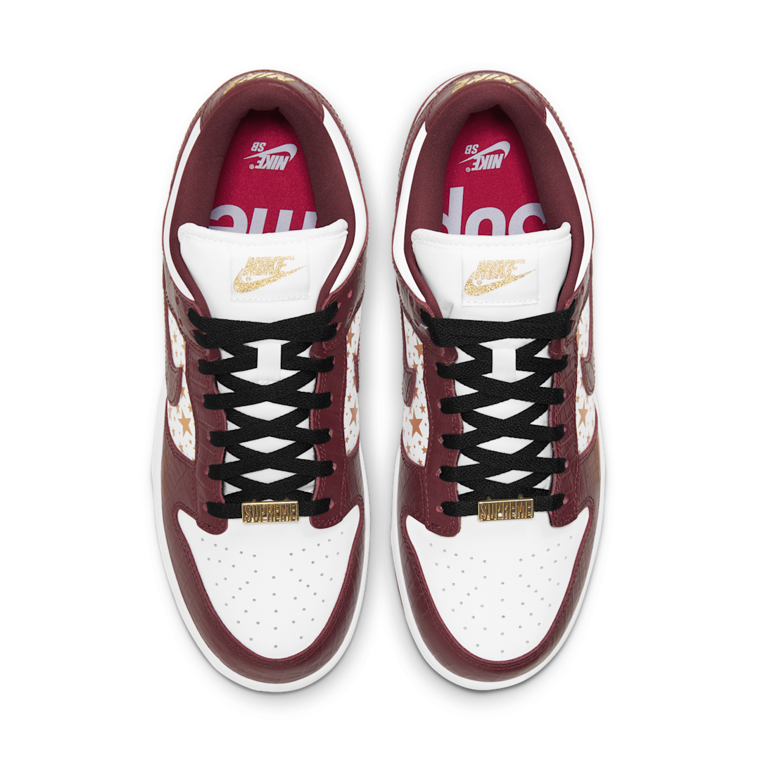 Overkicks - Nike SB Dunk Low Supreme Stars Barkroot Brown (2021) (DH3228-103) - par completo