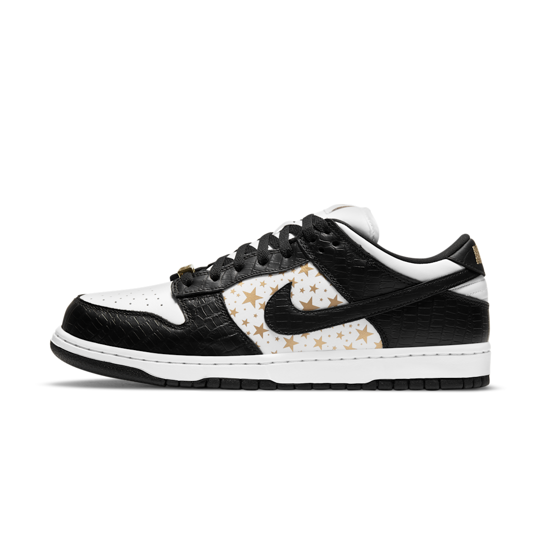 Overkicks - Nike SB Dunk Low Supreme Stars Black (2021) (DH3228-102) - vista lateral
