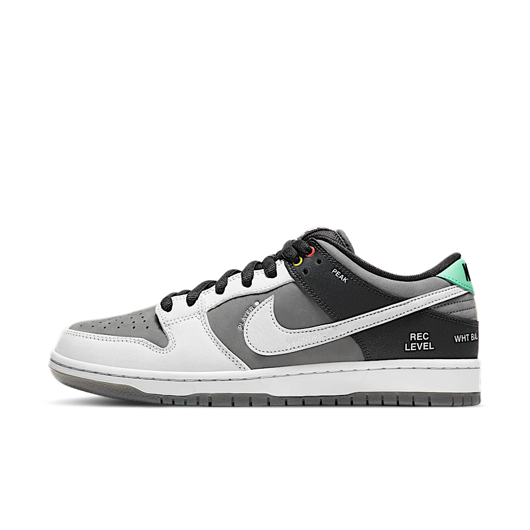 Overkicks - Nike SB Dunk Low VX1000 (CV1659-001) - vista lateral