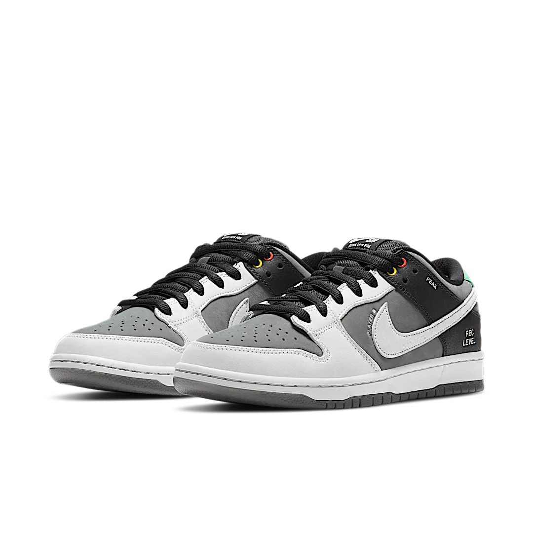 Overkicks - Nike SB Dunk Low VX1000 (CV1659-001) - vista trasera