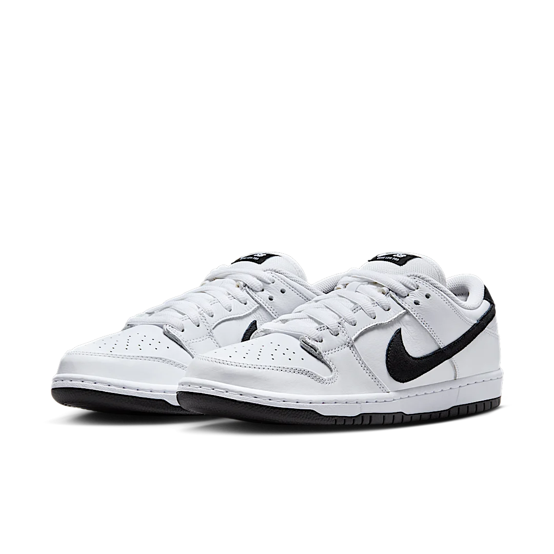 Overkicks - Nike SB Dunk Low White Black (HF3704-100) - par completo
