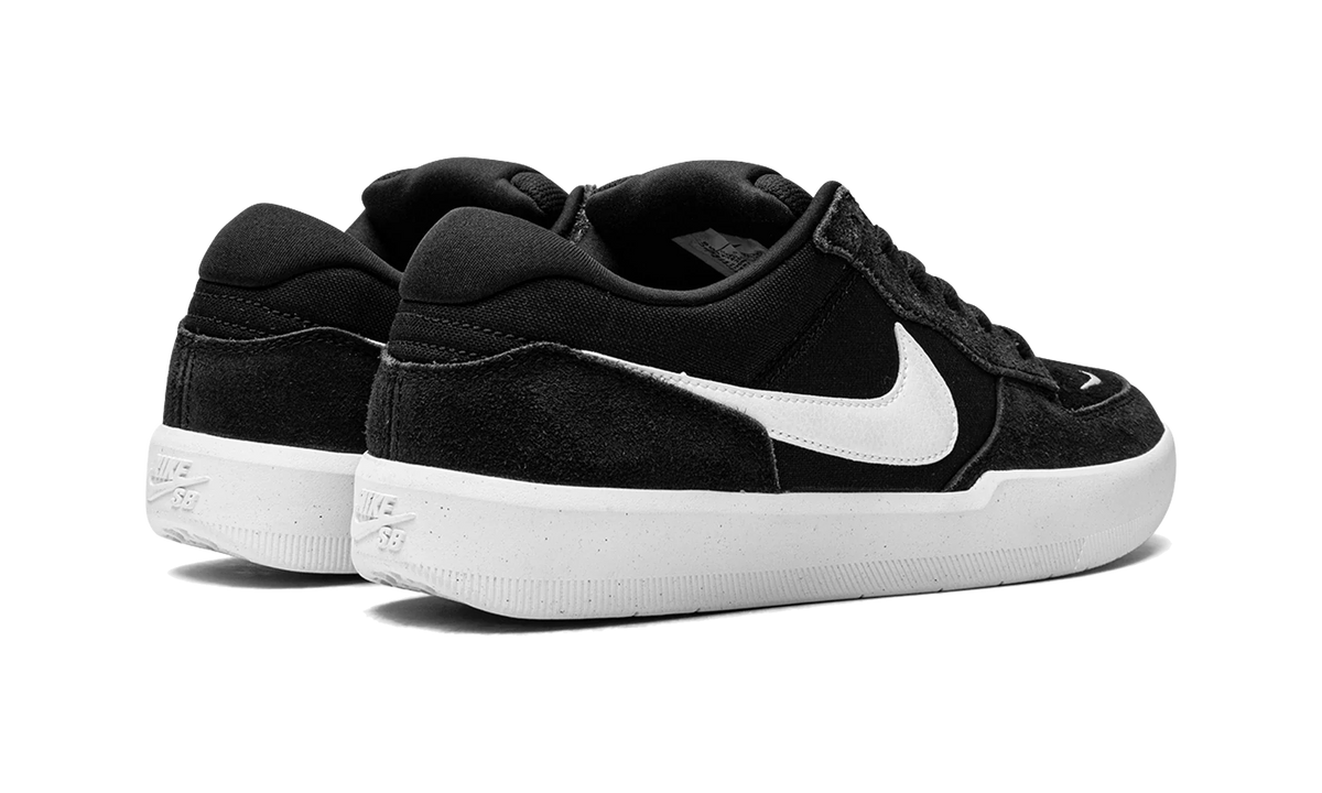 Overkicks - Nike SB Force 58 Black White (CZ2959-001) - par completo