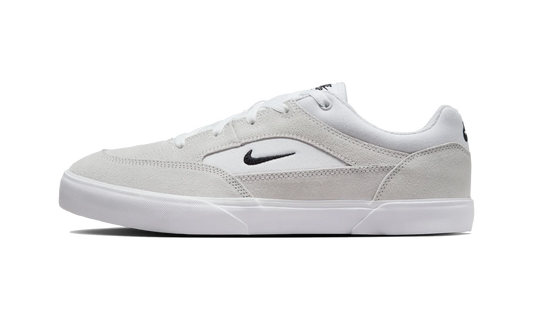 Overkicks - Nike SB Malor White Summit White (FV6064-101) - vista lateral