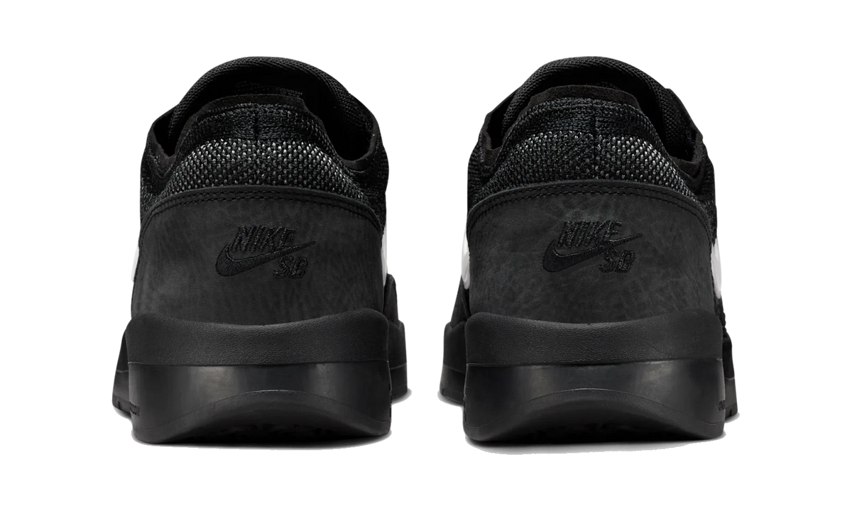 Overkicks - Nike SB PS8 Black White (2026) (FV8493-007) - detalle talon