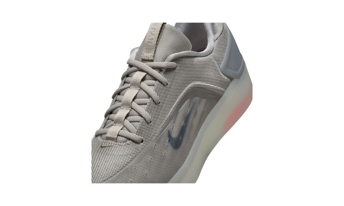 Overkicks - Nike SB Zoom Nyjah 4 College Grey Bright Crimson (FQ1273-001) - detalle lateral interior
