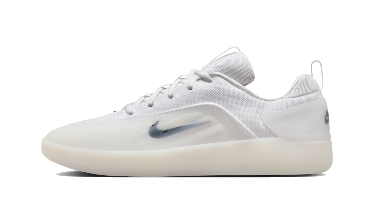 Overkicks - Nike SB Zoom Nyjah 4 White Black (FQ1273-100) - vista lateral
