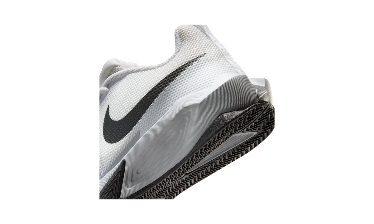 Overkicks - Nike ST Dynamite White Pure Platinum Black (GS) (IH2308-101) - imagen 8