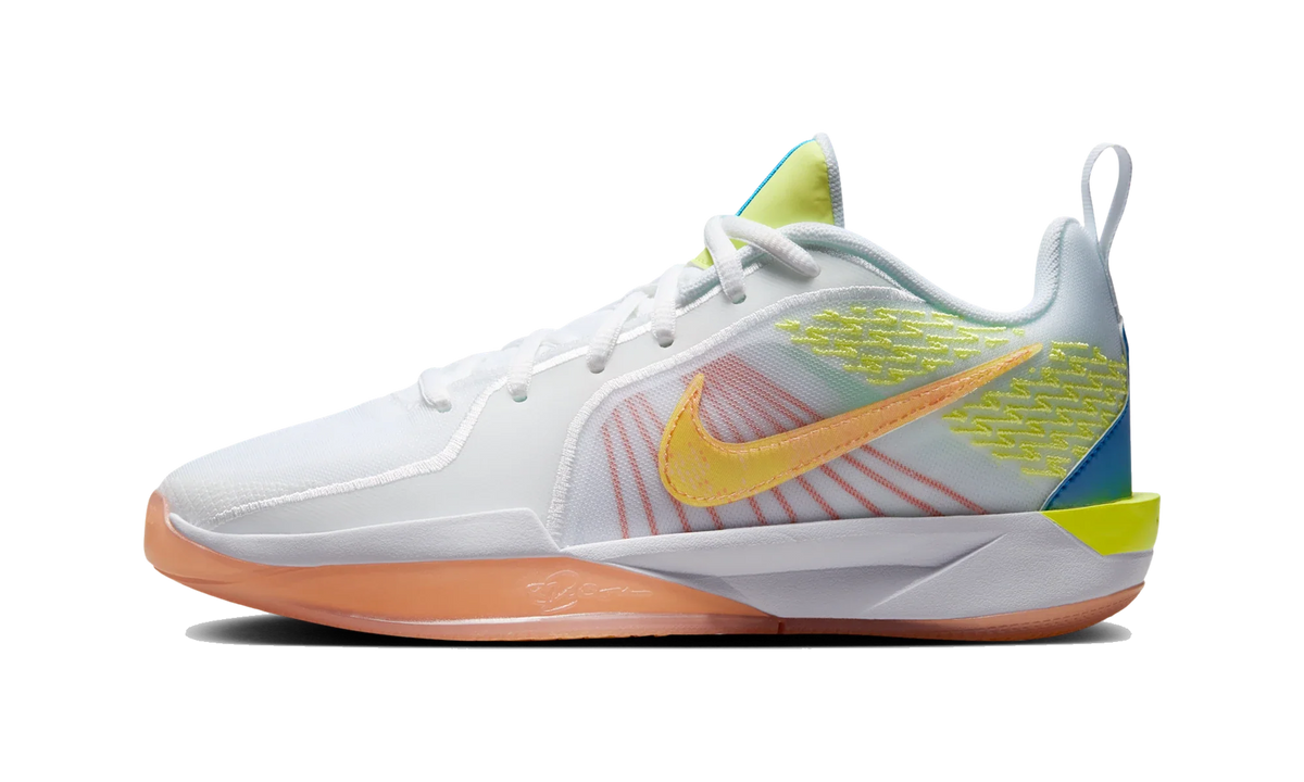 Overkicks - Nike Sabrina 2 Hesi Hitter (GS) (HF1188-100) - vista lateral