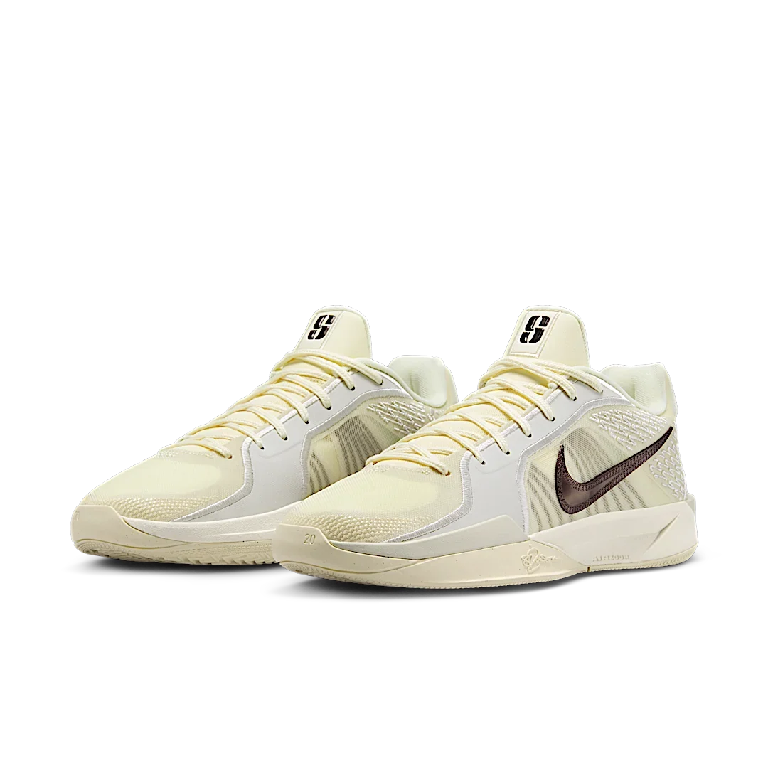 Overkicks - Nike Sabrina 2 Relentless (Womens) (FQ2174-102/FZ1517-102) - vista trasera