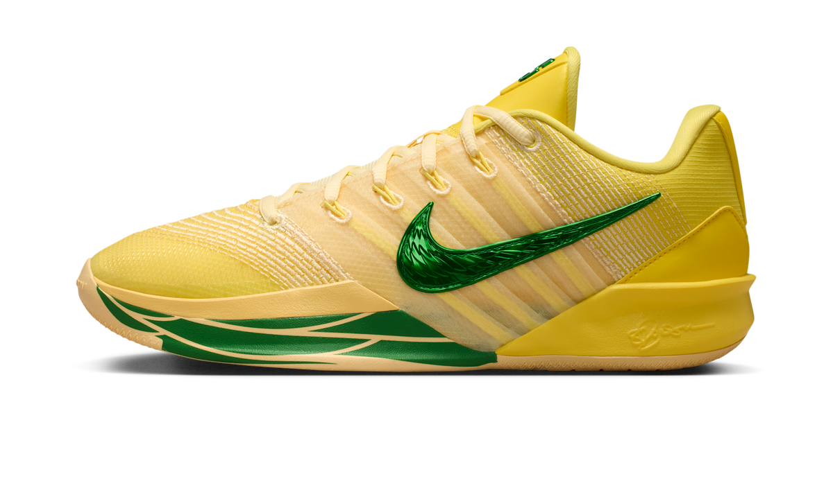 Overkicks - Nike Sabrina 3 Oregon Ducks (Womens) (IR2478-700 / IR2477-700) - vista lateral