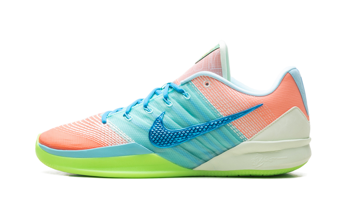 Overkicks - Nike Sabrina 3 What The (Womens) (IO7845-300 / IO7844-300) - vista lateral