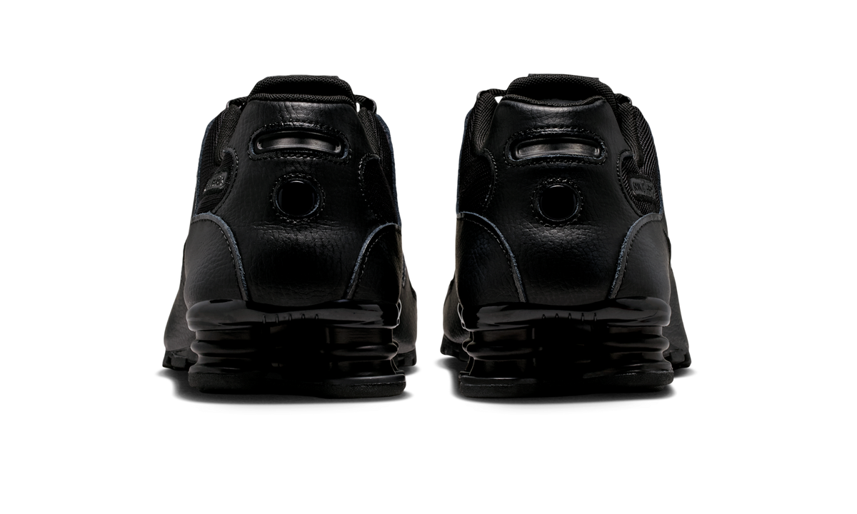 Overkicks - Nike Shox NZ Black (IQ8263-002) - detalle talon