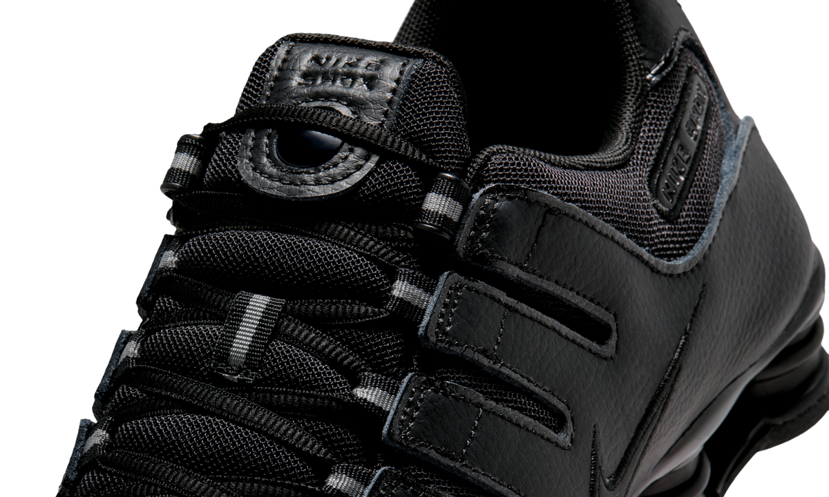 Overkicks - Nike Shox NZ Black (IQ8263-002) - detalle lateral interior