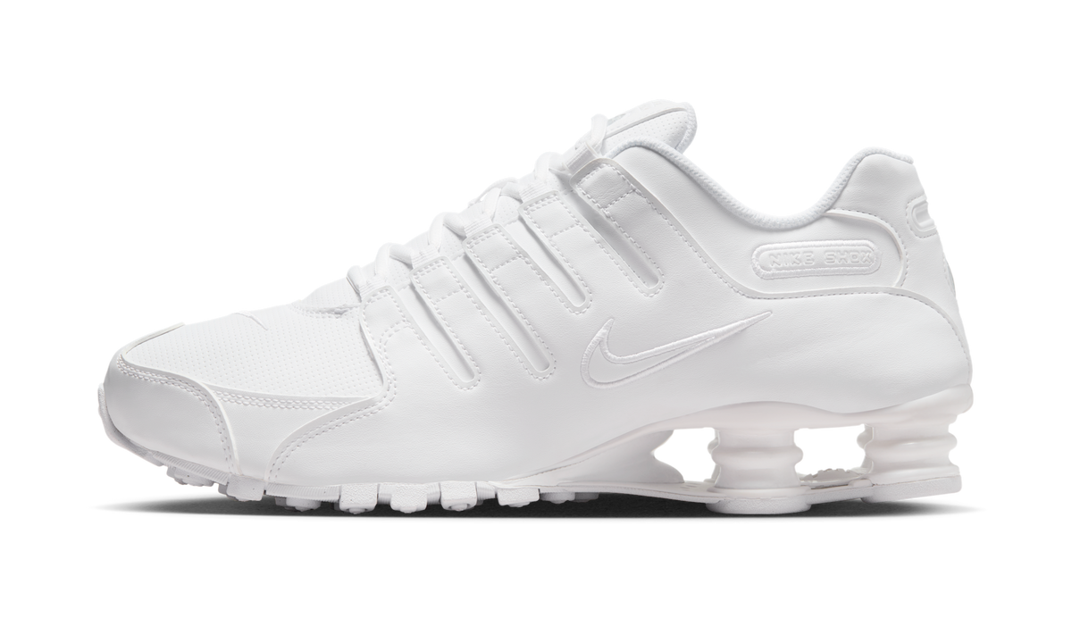 Overkicks - Nike Shox NZ Triple White (378341-128) - vista lateral