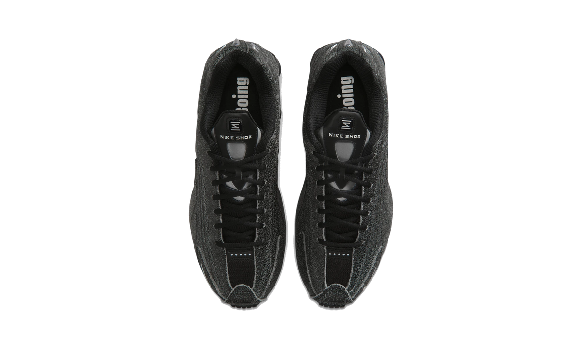 Overkicks - Nike Shox R4 Black Distressed Leather (IO4544-002) - vista superior