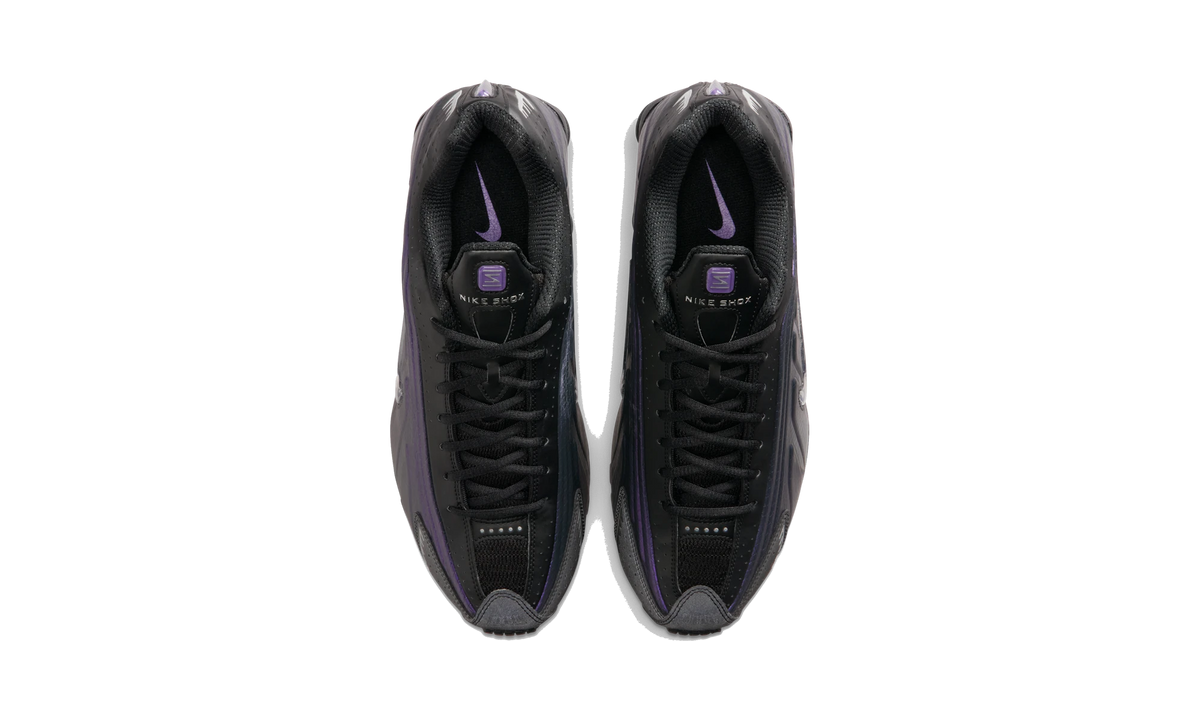 Overkicks - Nike Shox R4 Black Metallic Silver Purple Dynasty (IO4546-002) - vista superior