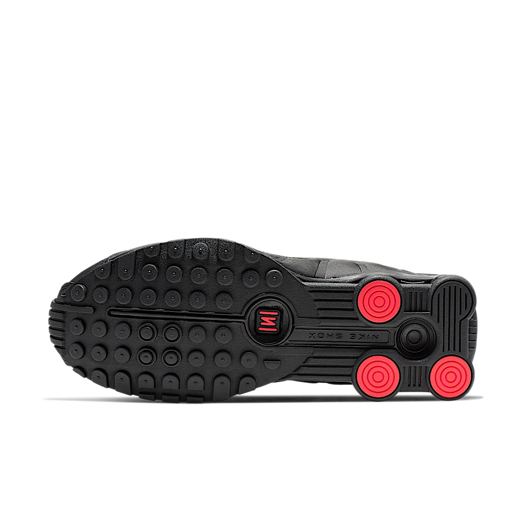 Overkicks - Nike Shox R4 Black (Womens) (AR3565-004) - detalle suela