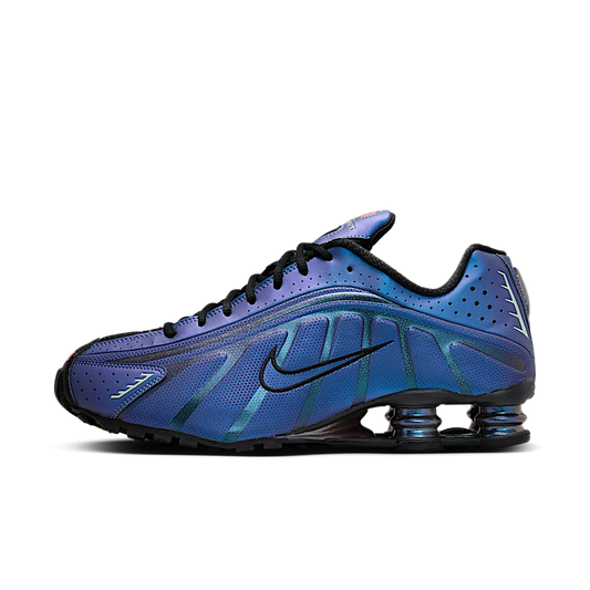 Overkicks - Nike Shox R4 Iridescent (HQ3446-001) - vista lateral