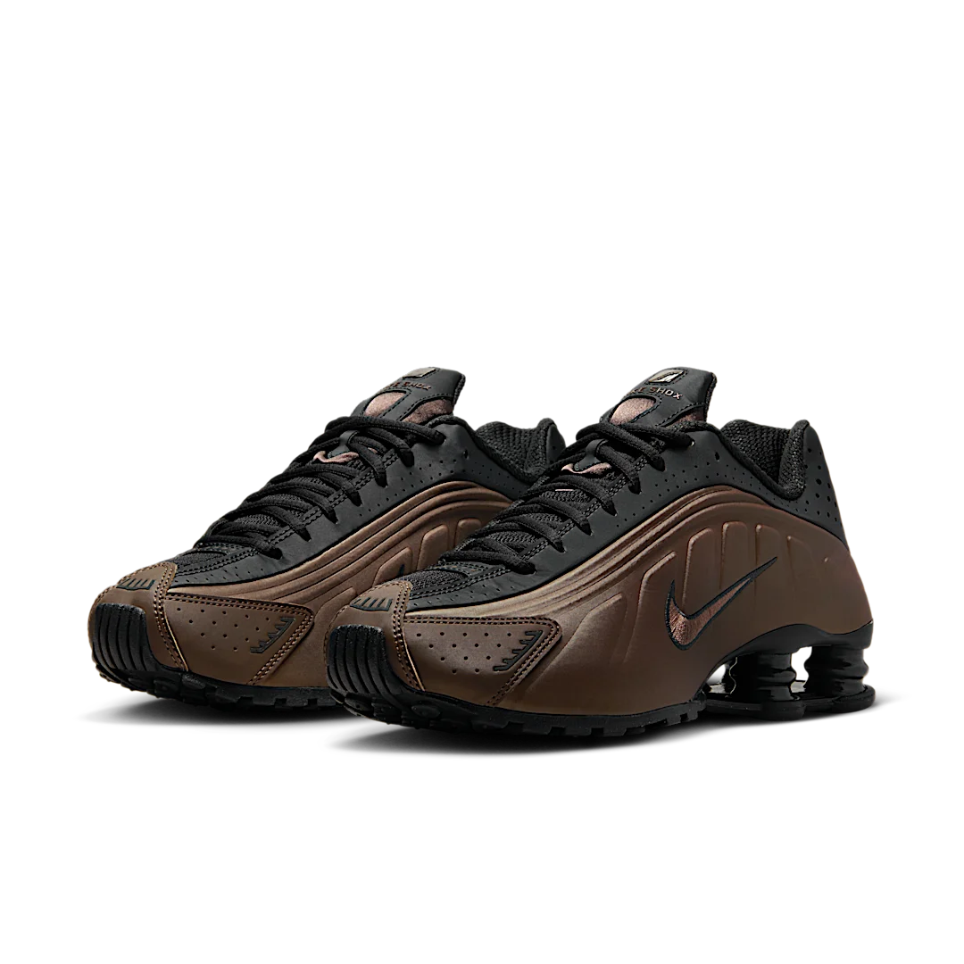 Overkicks - Nike Shox R4 Ironstone Off Noir (AR3565-007) - vista trasera