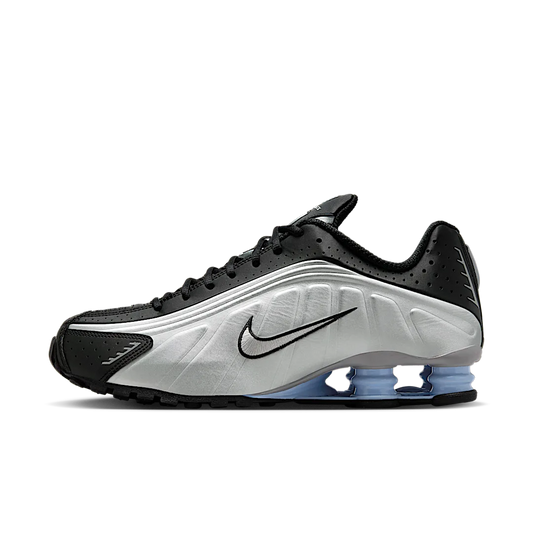 Overkicks - Nike Shox R4 Metallic Silver Black Psychic Blue (HQ1988-004) - vista lateral