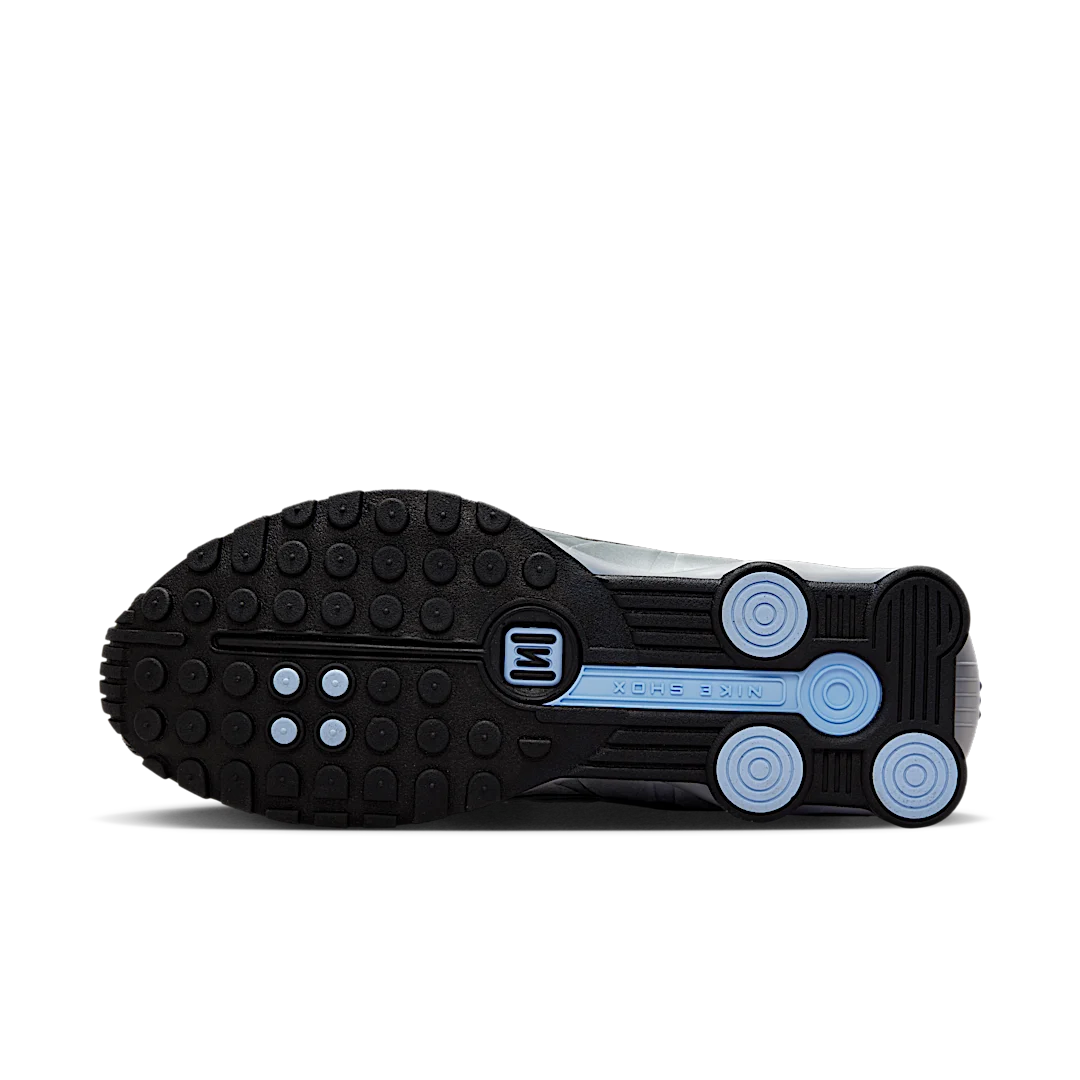 Overkicks - Nike Shox R4 Metallic Silver Black Psychic Blue (HQ1988-004) - detalle suela