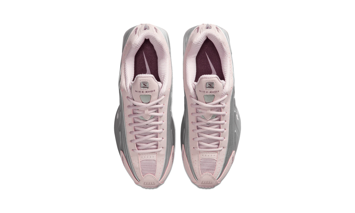 Overkicks - Nike Shox R4 Particle Rose Tattoo Silver (AR3565-601) - vista superior