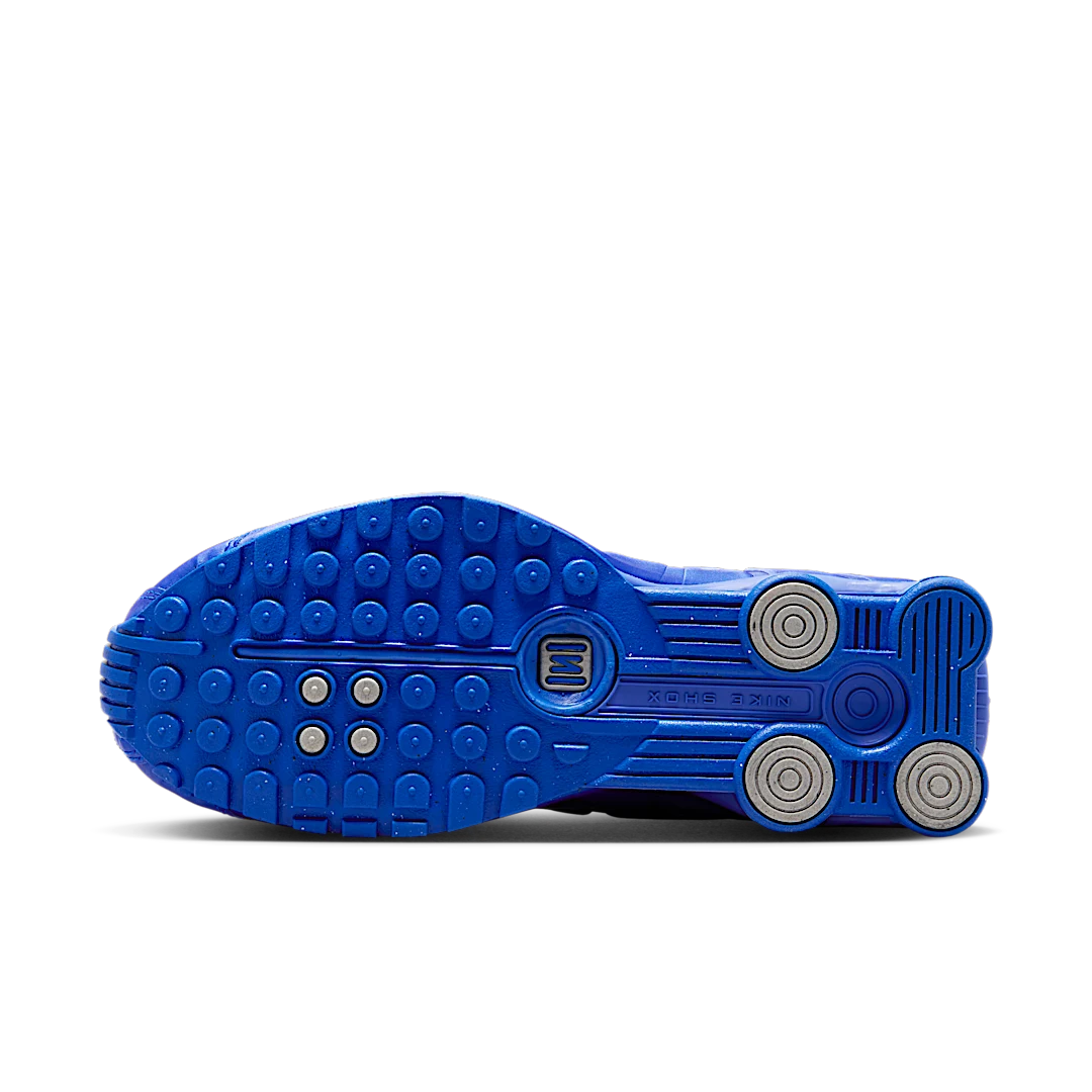 Overkicks - Nike Shox R4 Racer Blue Metallic Silver (HJ7303-445) - detalle suela