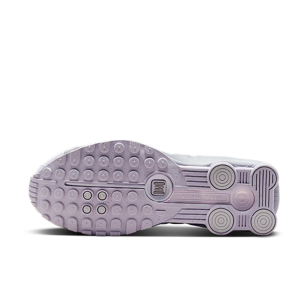 Overkicks - Nike Shox R4 White Metallic Platinum Barely Grape (HF5076-100) - detalle suela