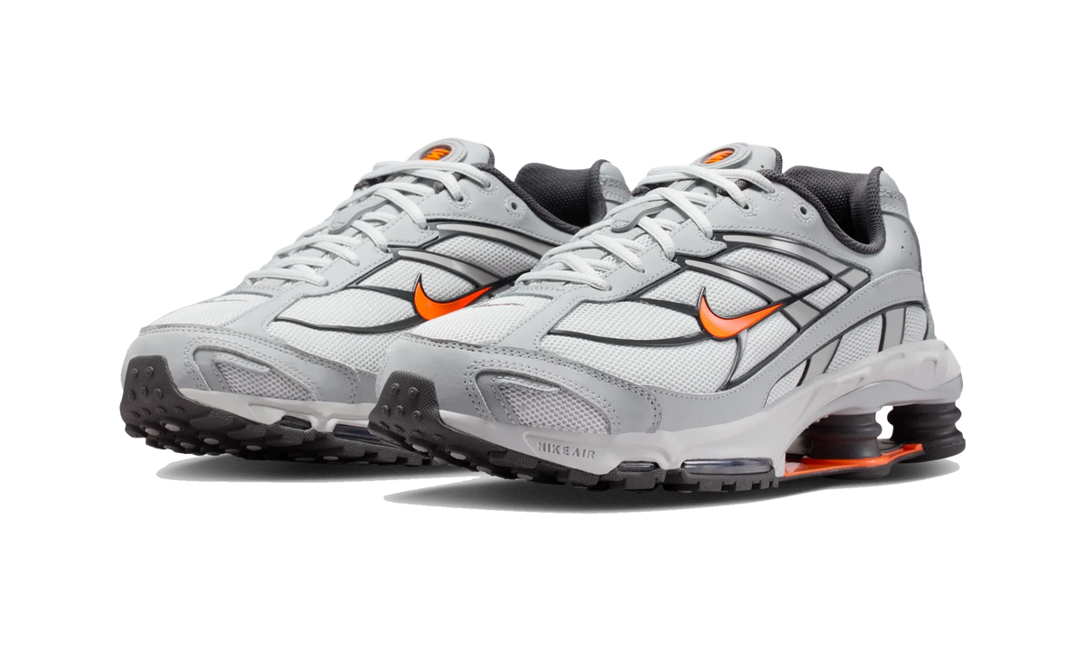 Overkicks - Nike Shox Ride 2 Light Smoke Grey Total Orange (IO4296-004) - vista trasera