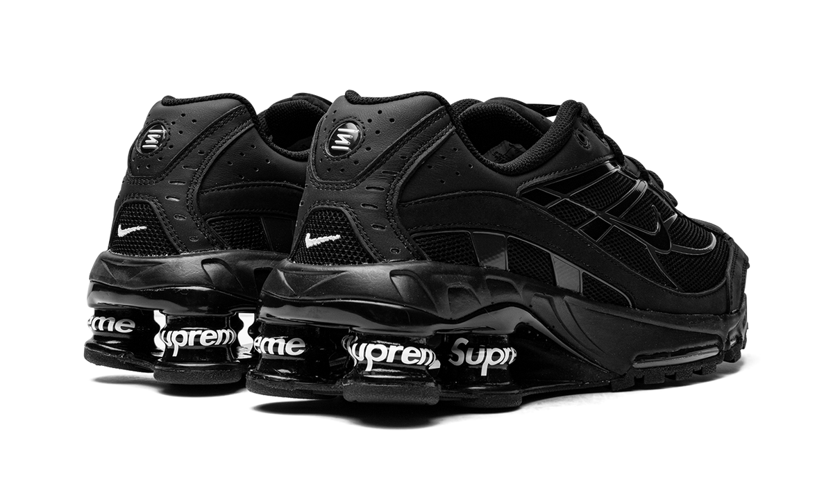 Overkicks - Nike Shox Ride 2 SP Supreme Black (DN1615-001) - par completo