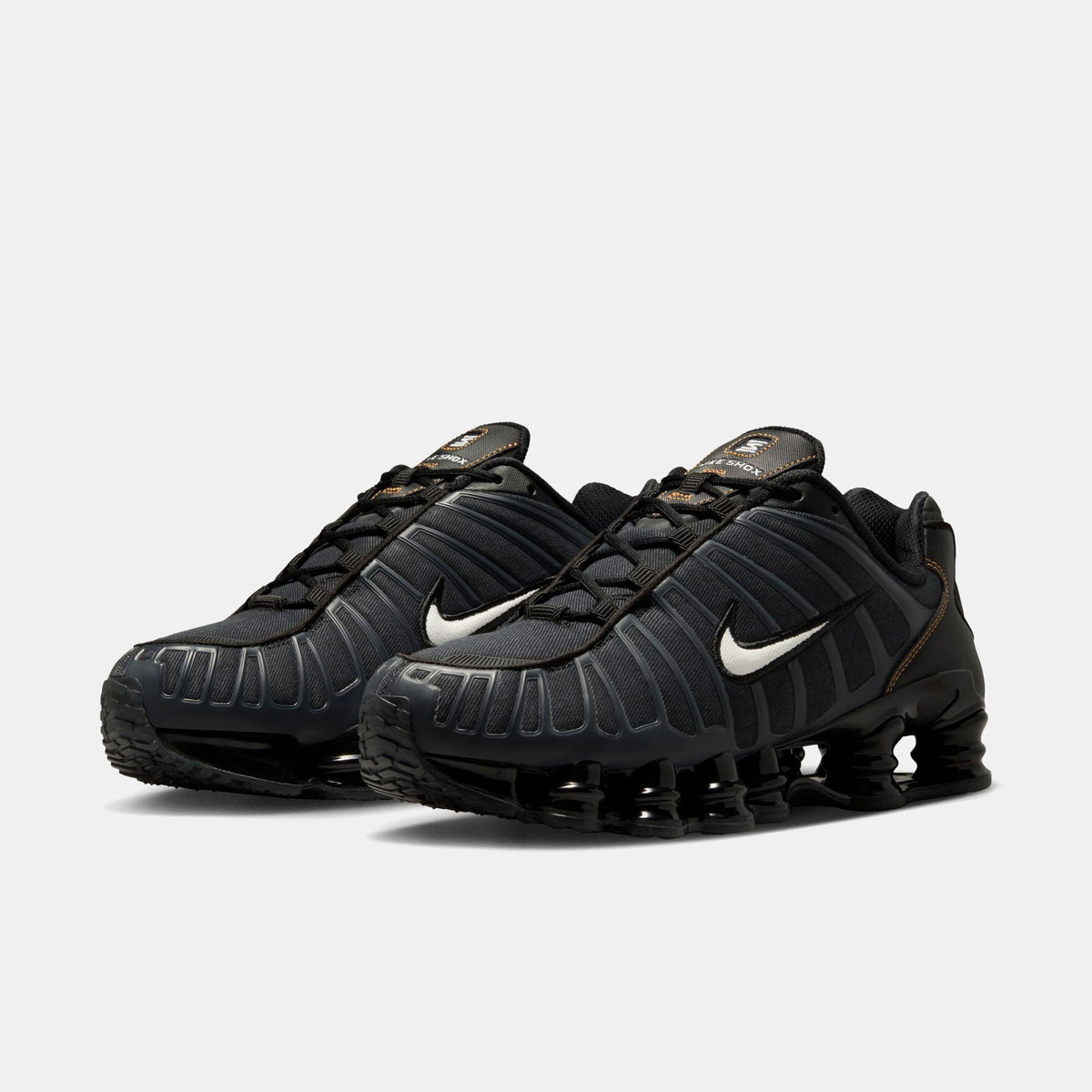 Overkicks - Nike Shox TL Black White Anthracite (IB6690-001) - par completo