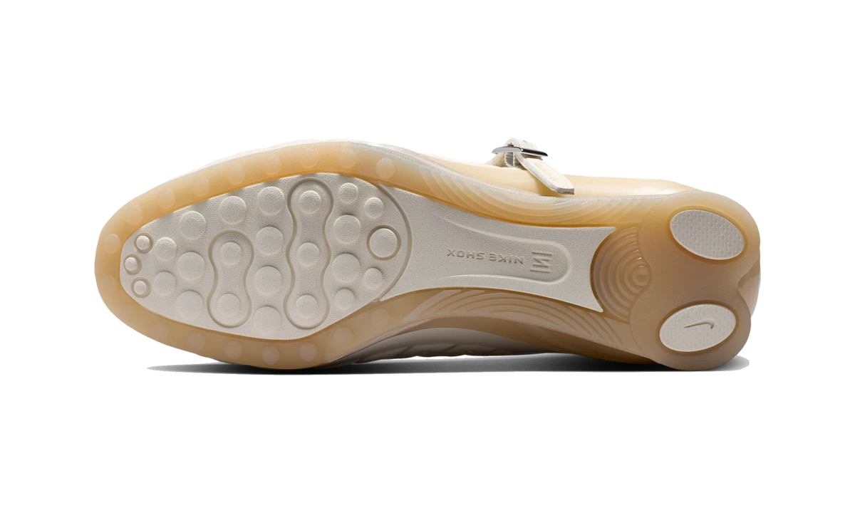 Overkicks - Nike Shox Z Calistra Pale Ivory Oatmeal (Womens) (IR5510-100) - par completo