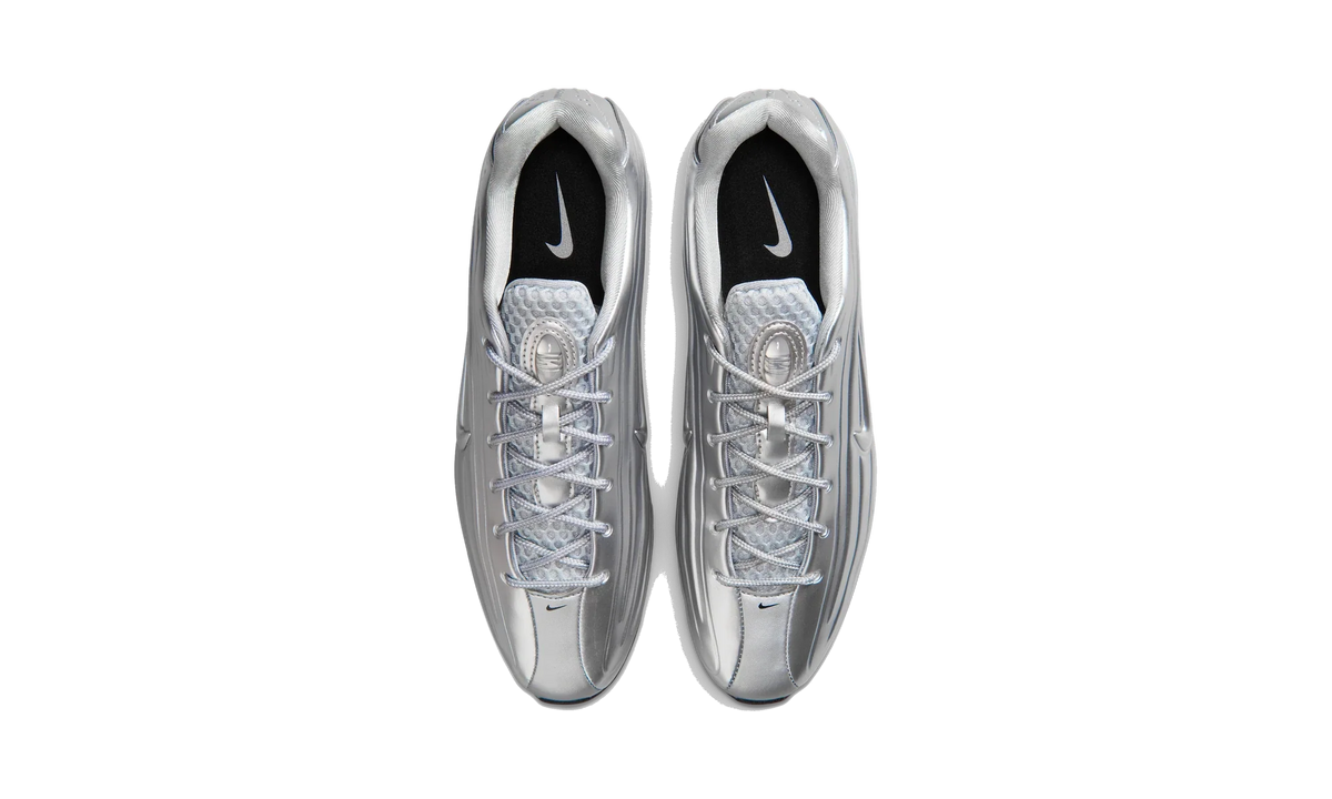 Overkicks - Nike Shox Z Metallic Silver Black (Womens) (IO7843-002) - vista superior