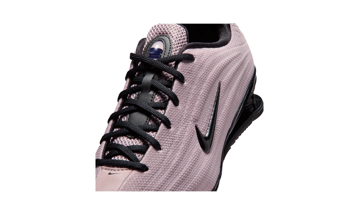Overkicks - Nike Shox Z Particle Rose Black (Womens) (HQ7540-603) - detalle lateral interior
