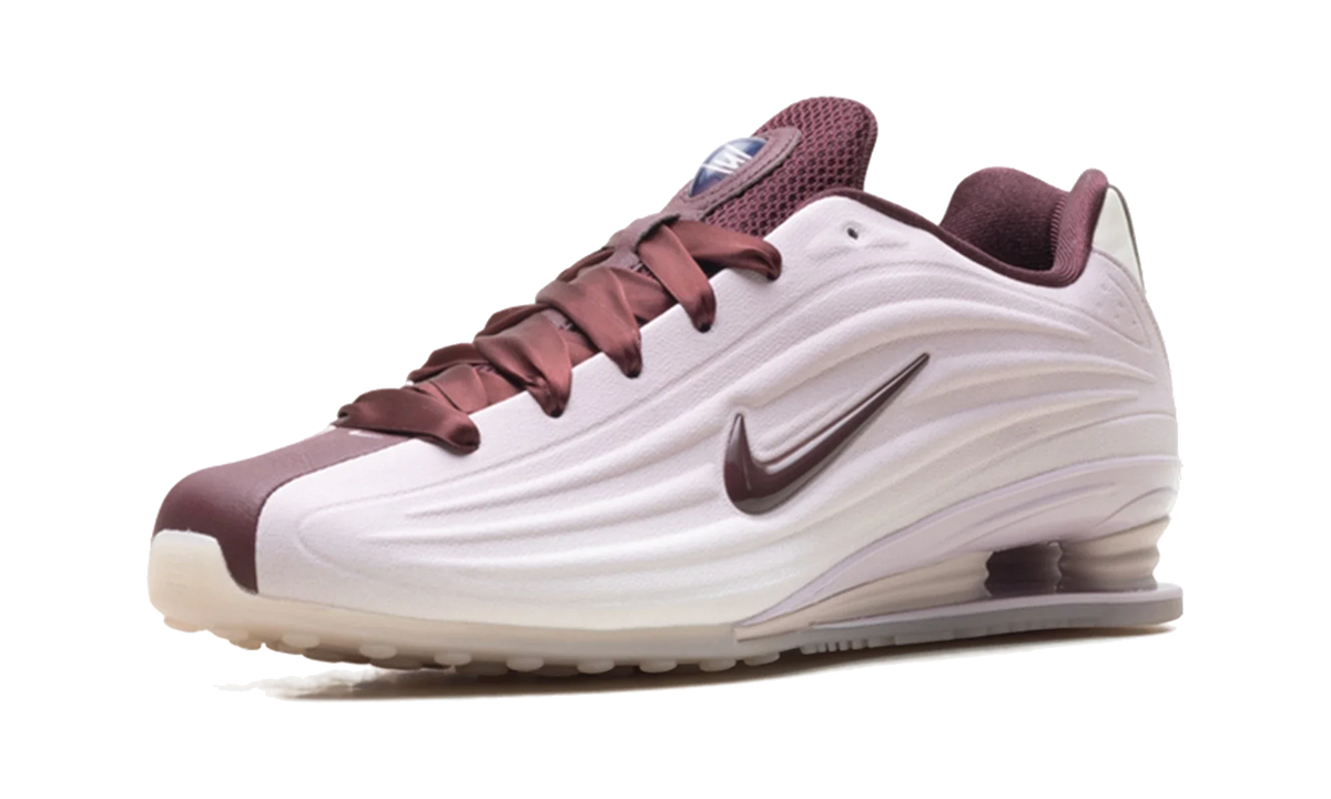 Overkicks - Nike Shox Z SE Particle Rose Burgundy Crush (Womens) (IQ3364-627) - detalle suela