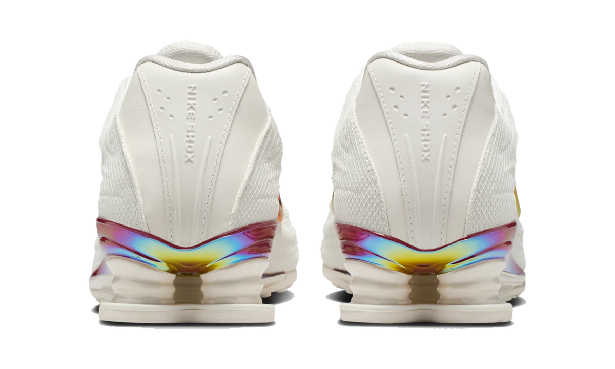 Overkicks - Nike Shox Z SE Phantom Iridescent (Womens) (IM6051-002) - detalle talon