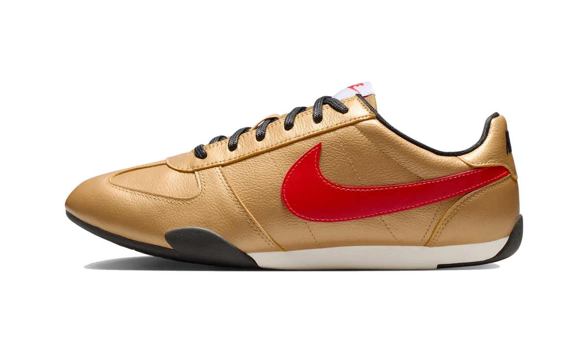 Overkicks - Nike Sprint Sister Metallic Gold Light Crimson (Womens) (II6984-700) - vista lateral