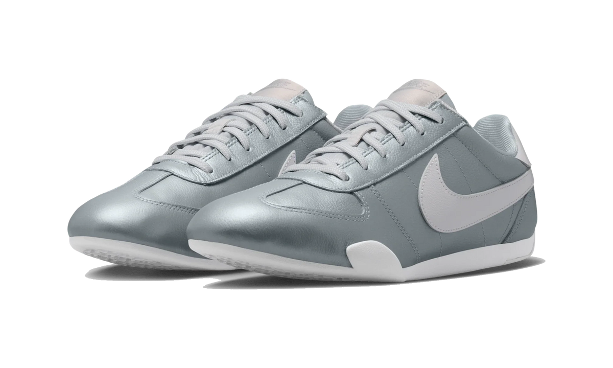 Overkicks - Nike Sprint Sister Metallic Silver White (Womens) (II6984-001) - vista trasera