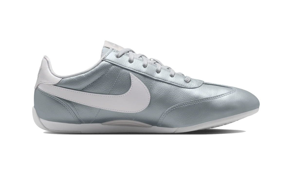 Overkicks - Nike Sprint Sister Metallic Silver White (Womens) (II6984-001) - detalle suela
