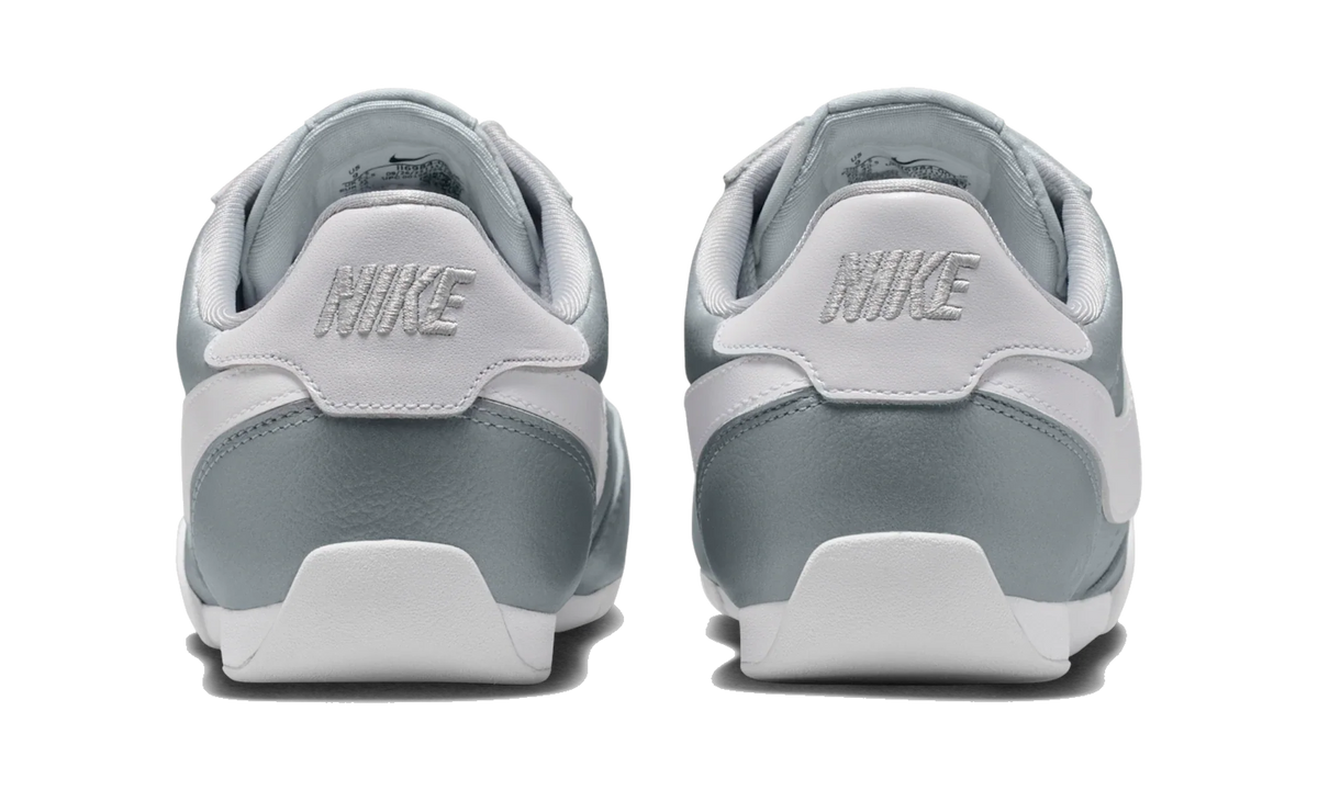 Overkicks - Nike Sprint Sister Metallic Silver White (Womens) (II6984-001) - detalle talon