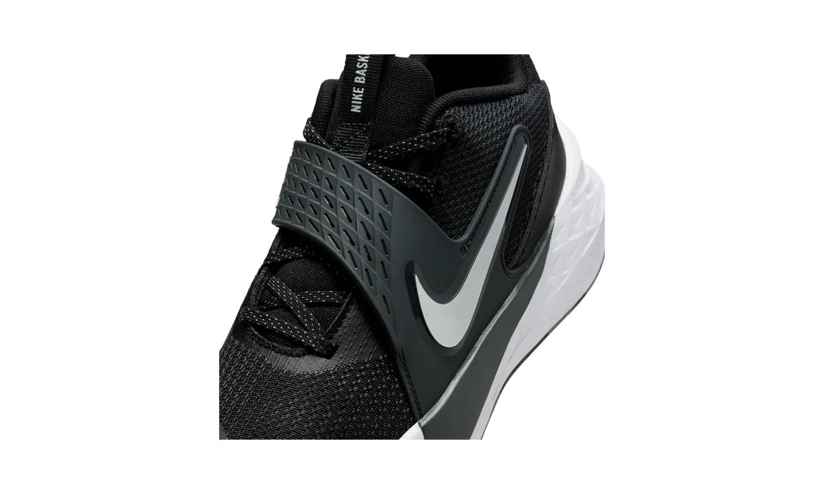 Overkicks - Nike Team Hustle D 12 Black Anthracite White (GS) (HF6279-002) - imagen 7