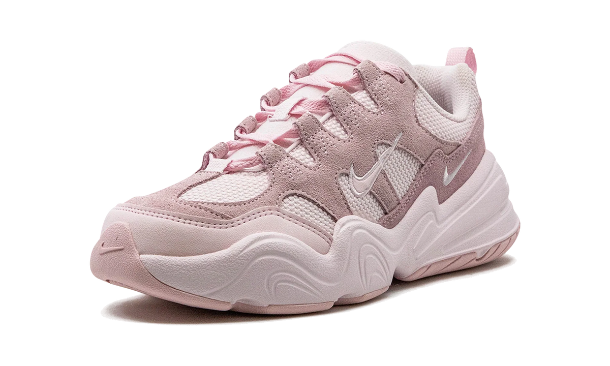Overkicks - Nike Tech Hera Pearl Pink (Womens) (DR9761-600) - detalle suela